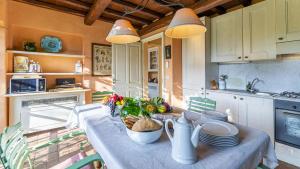 Il Roseto 10, Emma Villas