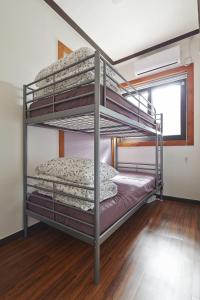 Phòng 2 giường đơn A (Twin Bed Room A)