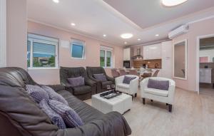 Amazing Home In Zadar With Wifi