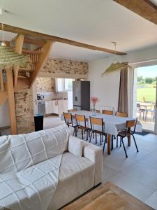 Maisons de vacances Au Coeur Des Champs : Maison 2 Chambres