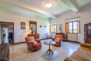 Brown apartment Siena