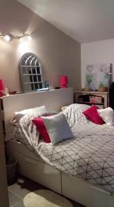 Villas Maison gemenos piscine proche plage 9 couchages clim marseille : photos des chambres