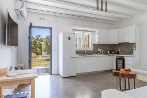 Ow Andros Suite 4,Private Whirlpool