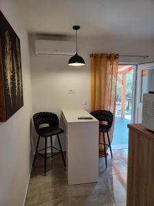 Apartments Ivan & Ana