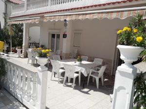 Apartment Meta ,excellent location close to Rab