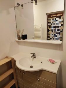 Appartements Maison de campagne en pierres 4 personnes : photos des chambres