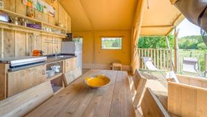 Campings Camping Les Pins d-Oleron : photos des chambres