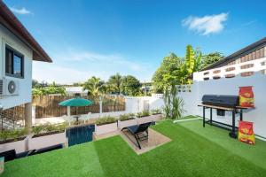 Golden Sands Villa only 15 minutes walk to beach