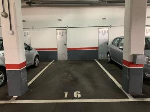 Apto con patio Parking Gratuito Anselmo Solar