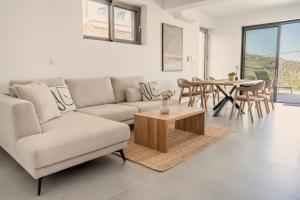 IONAS Parga Villas - Adults Only