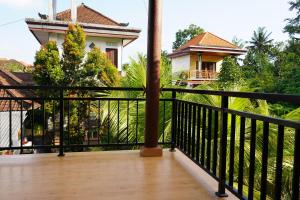 Central house 2 floor