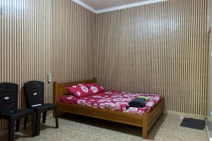 Family 24 Hotel near Pantai Cipatujah