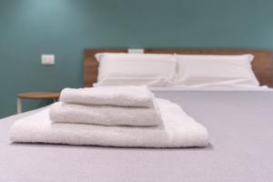 CATANIA E DINTORNI LIVING ROOMS