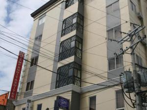Sampaguita Suites Plaza Garcia