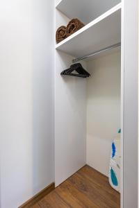 Happy People Plovdiv - Grey 1-BD Apartment by Flat Mаnager