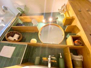 Mosaic Canal - 2 bedrooms flat, 10mn walk to Paris