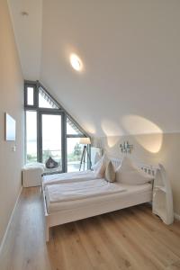 Ostsee - Reetdachhaus Nr 1 "Traumhaus Heiligenhafen" im Strand Resort