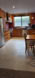 Harris St boardwalk with secure yard