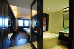 BE Grand Resort, Bohol