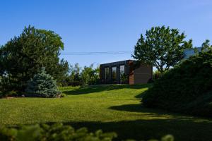 TINY HOUSE mezi sklepy