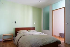 Paris 17 Apartment on Grande Armee Ideal Base for City Explorers