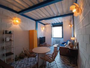 APARTAMENTOS Los PECES MALAGA