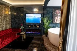 AMJ Royal Apartments - 115 - Black Rubby - Aleksoto