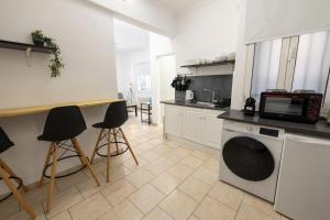 Phaedrus Living Athens City Studios Paris