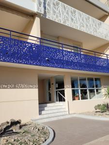 Appartement 80 m2, T 3 vue imprenable face à la mer