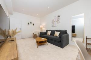 120sqm & 5-room luxury apartment with 2 bathrooms