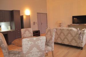 Appart'hotels Chateau De Jalesnes : photos des chambres