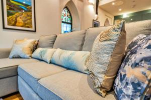 Finest Retreats - The Church Vaults
