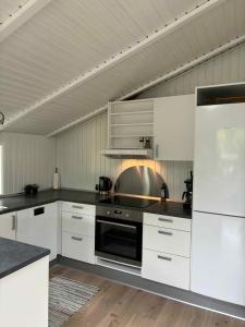 Cozy Cottage With A Wilderness Hot Tub