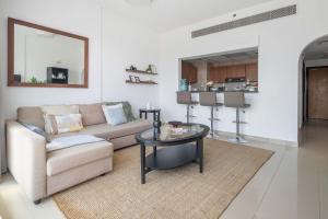 Frank Porter - Golf Tower 3 - Apartmány, Dubaj