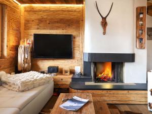 Apartment Praz 11 by Interhome