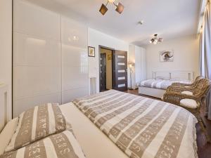 Apartment Horní Mísečky-2 by Interhome