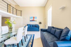 Blu Breeze on Seafront with parking by Napoliapartments