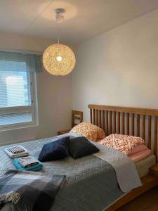 Uusi saunallinen kolmio järvinäkymällä