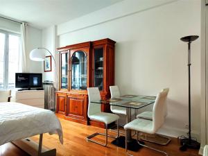 Avenue Franklin Roosevelt - Paris 8