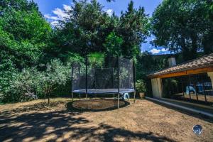 Maisons de vacances Villa spacieuse, grande piscine et jardin : photos des chambres