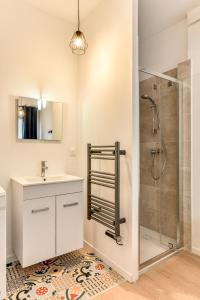 Le Logis de Joseph au pied de la Cité Médiévale