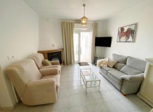 AP407 - Pueblo Rocio