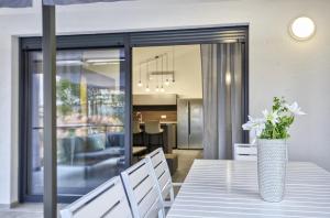 Villa Bellavu for 8 people with playground & sea view in Rakalj