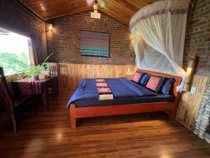 Sapa Hmong Bungalow Homestay