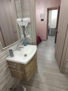 Roma Tourist Lease