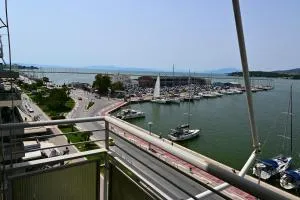 Houseloft Volos Seaview Retreat - 新安希亚洛斯