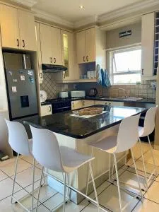 Garden of Eden - Aston Bay