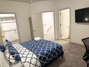 Cozy Spot in San Antonio by Lackland & Seaworld