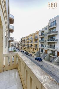 Spacious 4BR Terraced House with Rooftop Access by 360 Estates