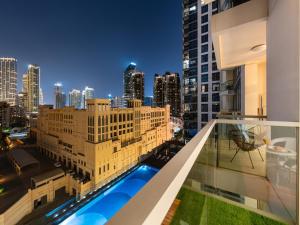Stunning Two Bedroom Apartment with Private Balcony & Burj Khalifa by Luxury Space